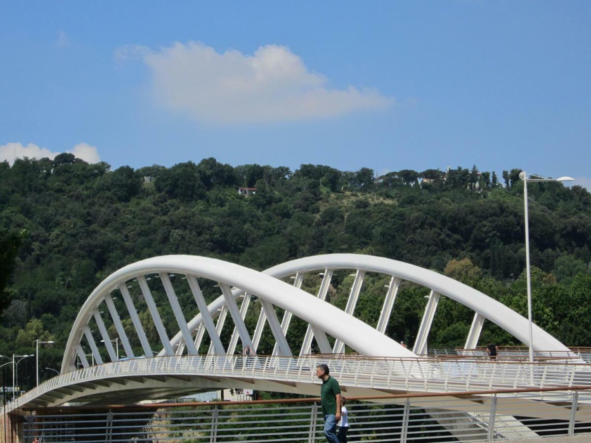 Ponte Della Musica Teatro Olimpico Hotel Rome Luaran gambar